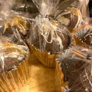 Meet your Posher, Ma